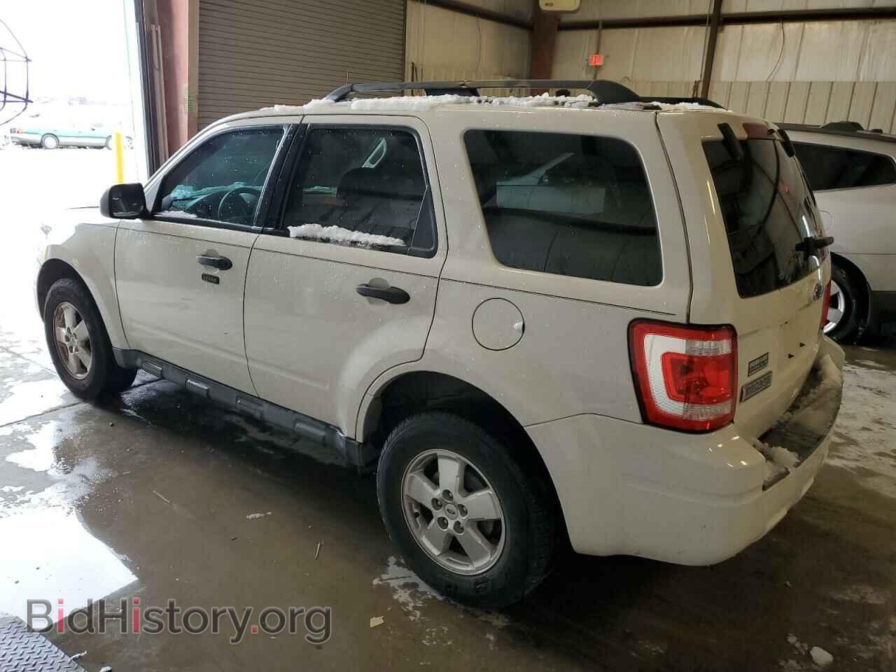 2010 FORD ESCAPE - VIN: 1FMCU0D70AKB28166 - Фото 2