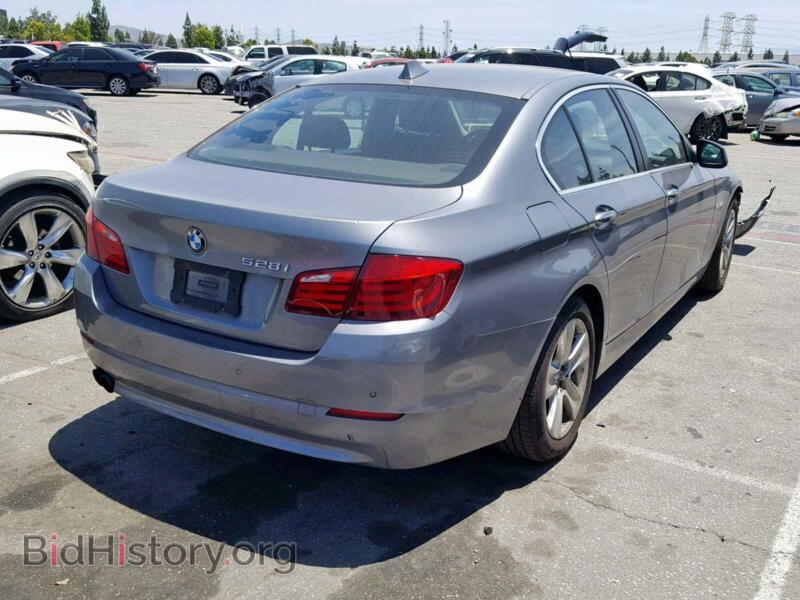 2012 BMW 5 SERIES (VIN WBAXG5C59CDX01807) — фото 4 из 10