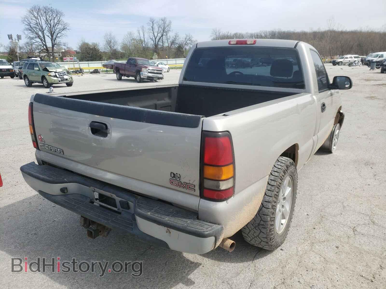 2006 GMC SIERRA - VIN: 1GTEC14V76Z110363 - Фото 4