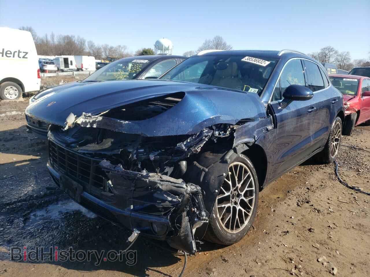 2017 PORSCHE MACAN - VIN: WP1AB2A52HLB17320 - Photo 2