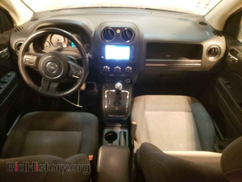 2012 Jeep COMPASS (VIN 1C4NJCEB8CD678541) — photo 8 of 13