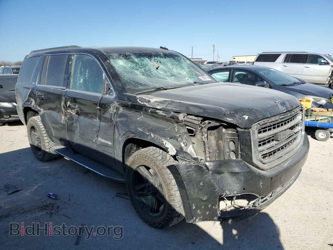 2017 GMC YUKON - VIN: 1GKS1BKC1HR147612 - Photo 4