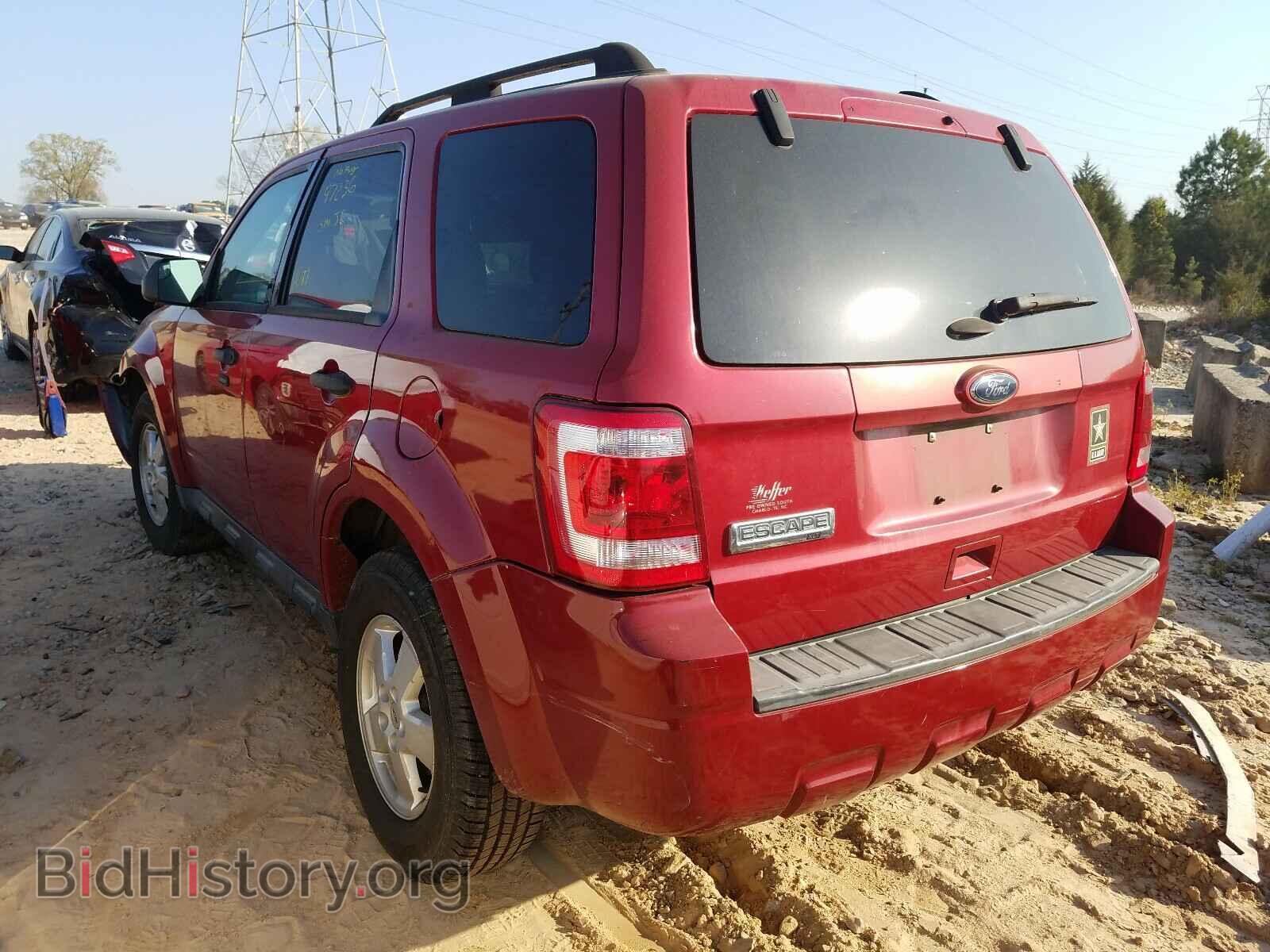 2011 FORD ESCAPE - VIN: 1FMCU0D78BKB47470 - Фото 3