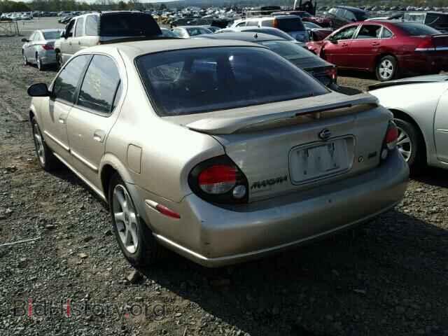 2000 NISSAN MAXIMA - VIN: JN1CA31A1YT224569 - Фото 3