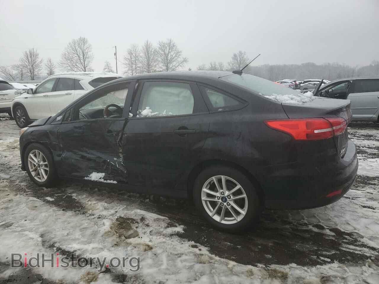 2017 FORD FOCUS - VIN: 1FADP3F2XHL207910 - Фото 2