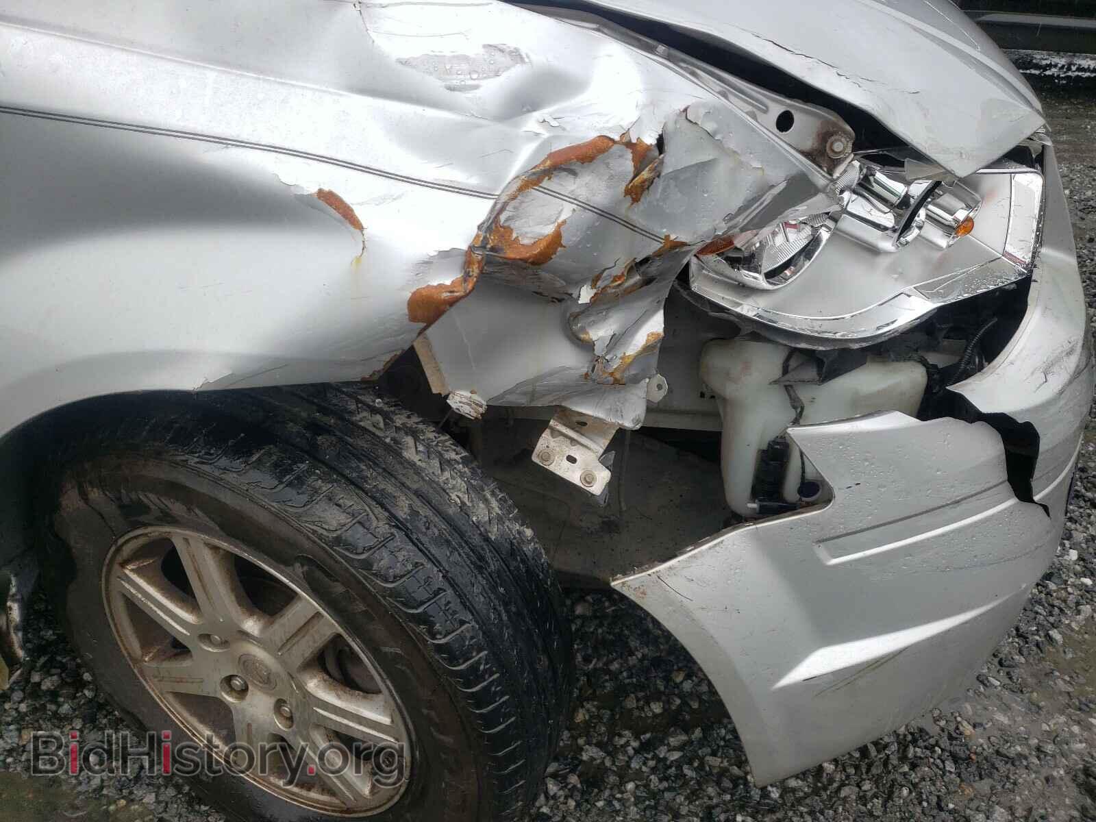2008 CHRYSLER MINIVAN - VIN: 2A8HR54P88R631697 - Фото 9