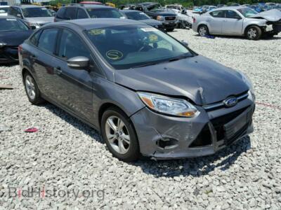 2014 Ford FOCUS Focus SE, silver — VIN 1FADP3F2XEL406743, Copart