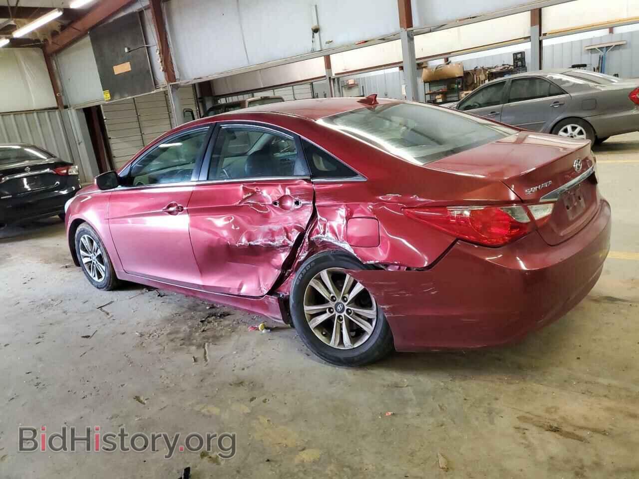 2013 HYUNDAI SONATA - VIN: 5NPEB4AC3DH737251 - Фото 2