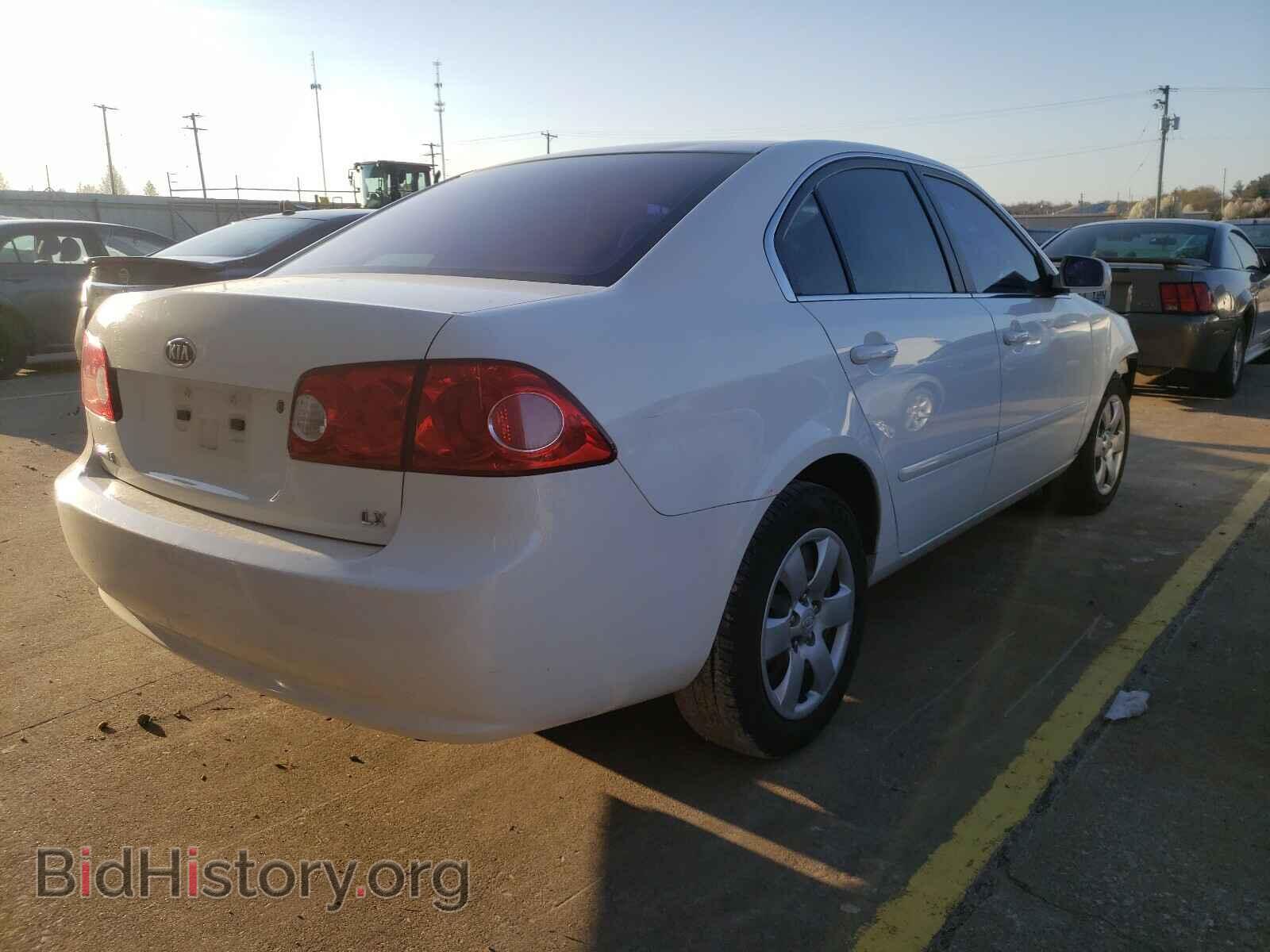 2007 KIA OPTIMA - VIN: KNAGE123X75130262 - Фото 4