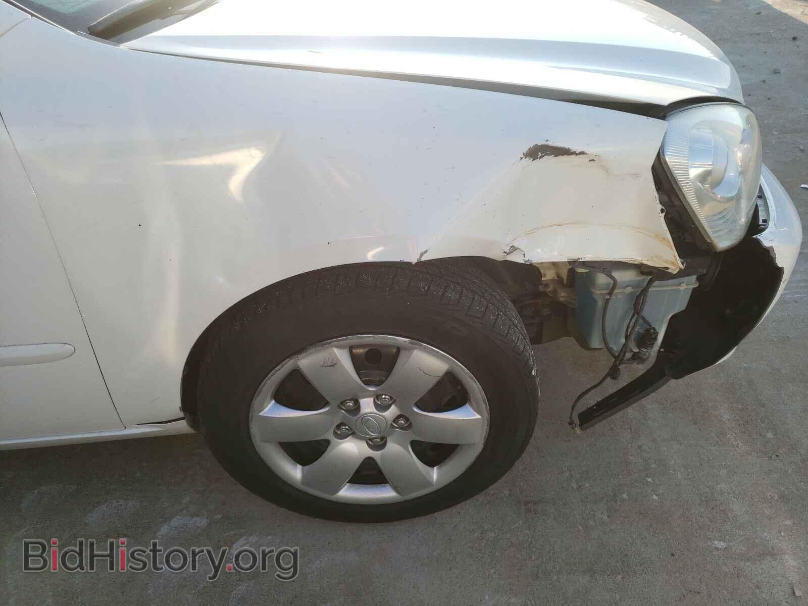 2007 KIA OPTIMA - VIN: KNAGE123X75130262 - Фото 9