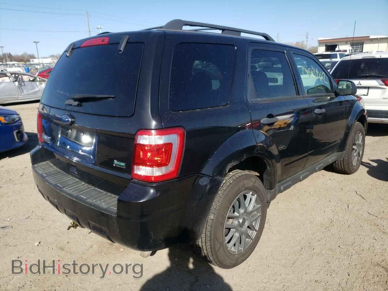 2011 FORD ESCAPE - VIN: 1FMCU0DG9BKA21098 - Фото 4
