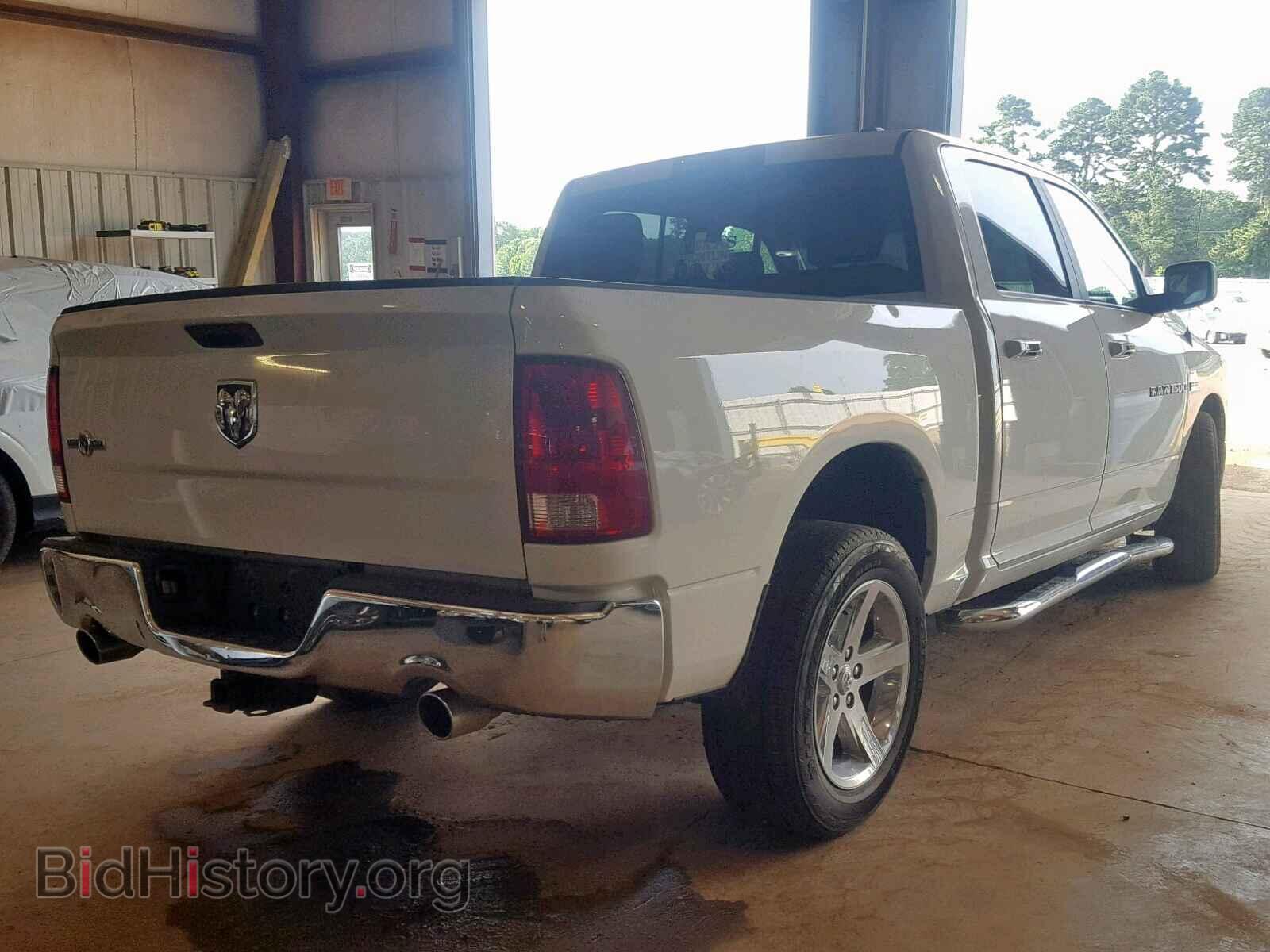 2011 DODGE RAM 1500 - VIN: 1D7RB1CT0BS670660 - Фото 4