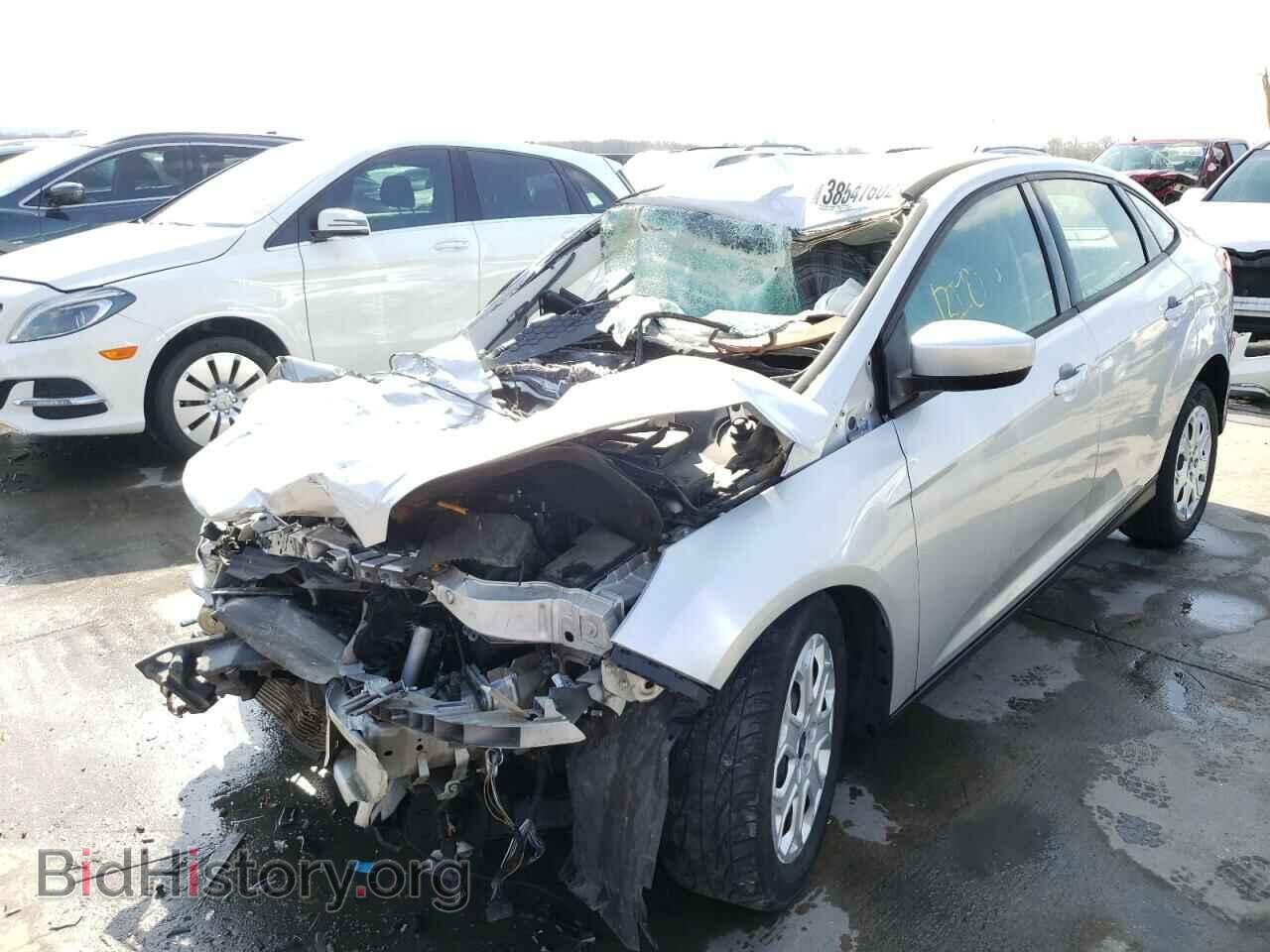 2012 FORD FOCUS - VIN: 1FAHP3F24CL381093 - Фото 2