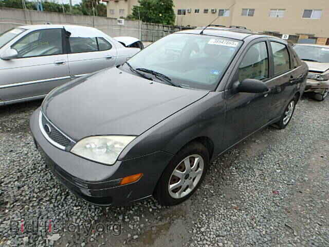 2005 FORD FOCUS - VIN: 1FAFP34NX5W189649 - Фото 2