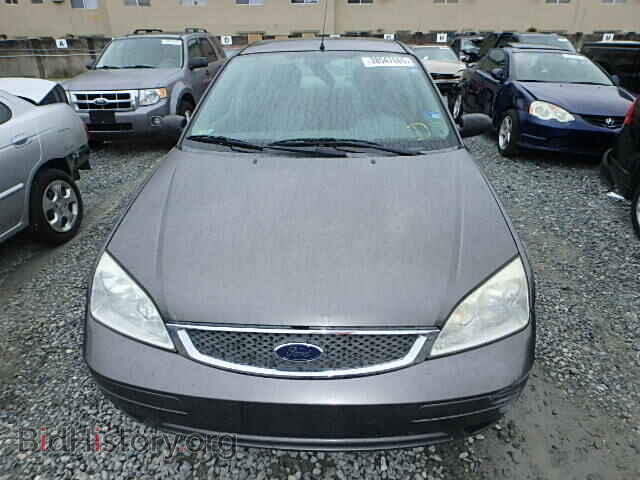 2005 FORD FOCUS - VIN: 1FAFP34NX5W189649 - Фото 10