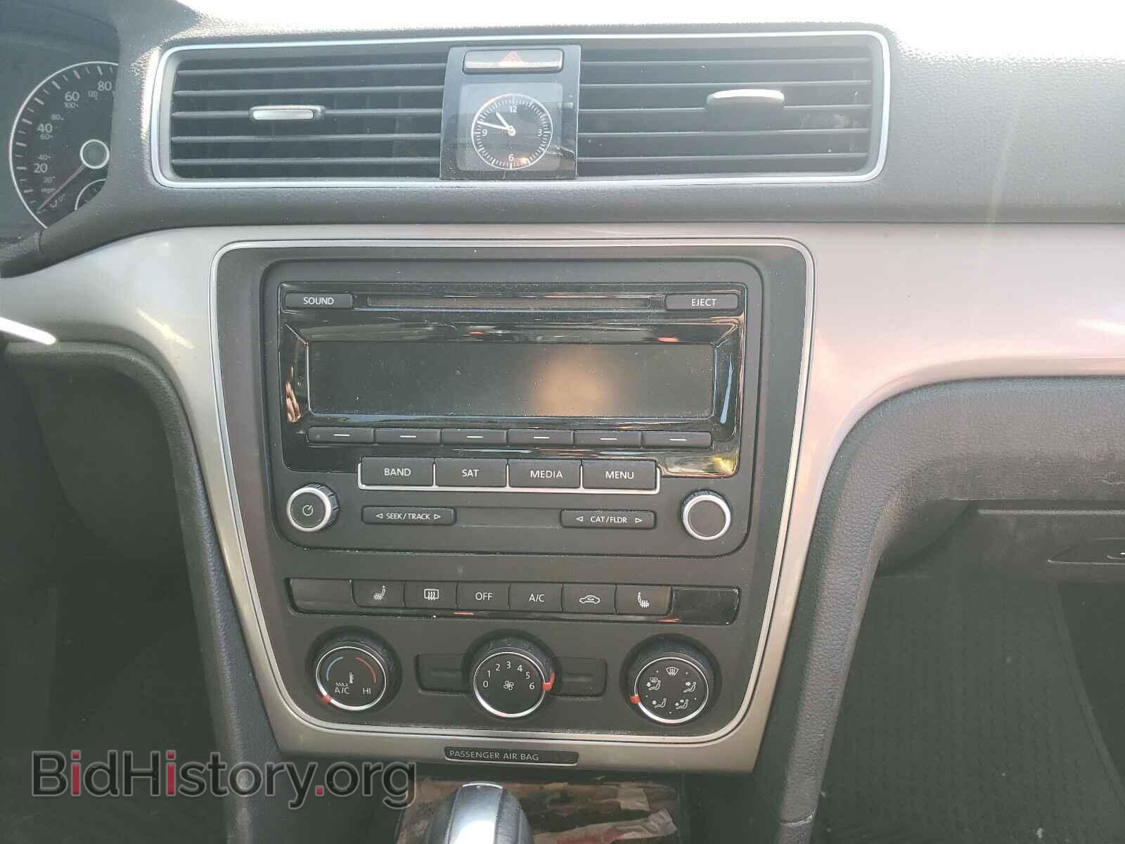 2014 VOLKSWAGEN PASSAT - VIN: 1VWAT7A32EC026454 - Фото 9