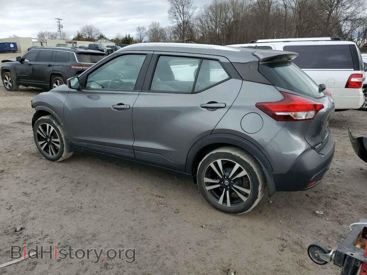 2019 NISSAN KICKS - VIN: 3N1CP5CU3KL520867 - Фото 2