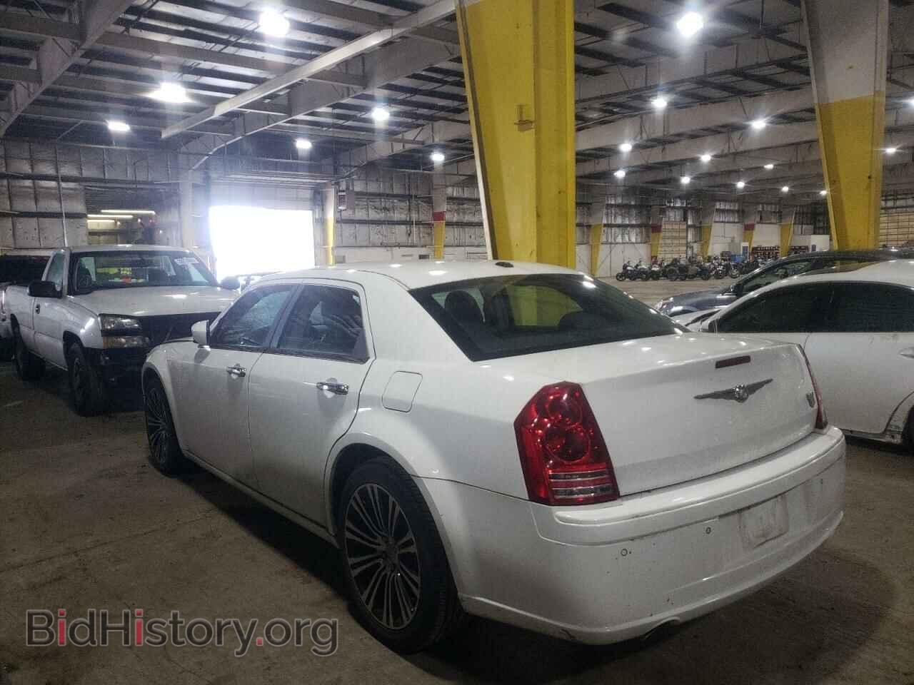2010 CHRYSLER 300 - VIN: 2C3CA9CT8AH255727 - Фото 3