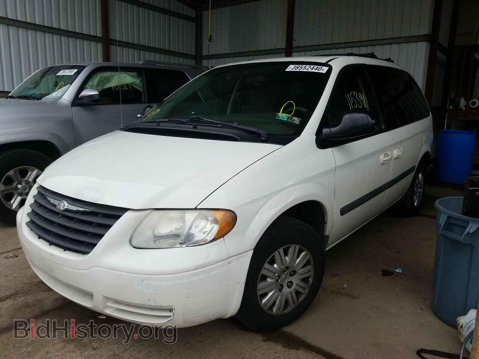 2006 CHRYSLER MINIVAN - VIN: 1A4GP45R46B561558 - Фото 2