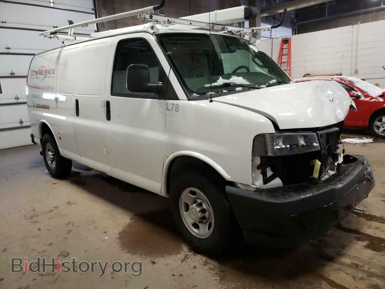 2019 CHEVROLET EXPRESS - VIN: 1GCWGAFB9K1193654 - Фото 4