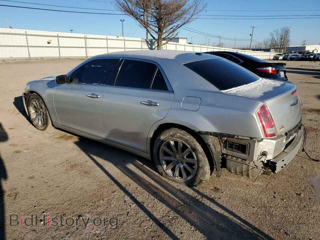 2012 CHRYSLER 300 - VIN: 2C3CCACG8CH192954 - Фото 2