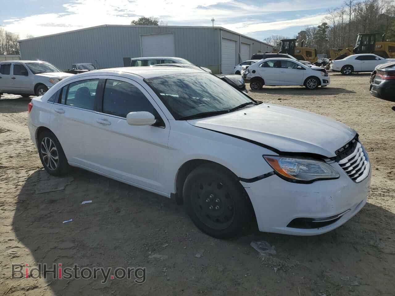 2014 CHRYSLER 200 - VIN: 1C3CCBABXEN195085 - Фото 4