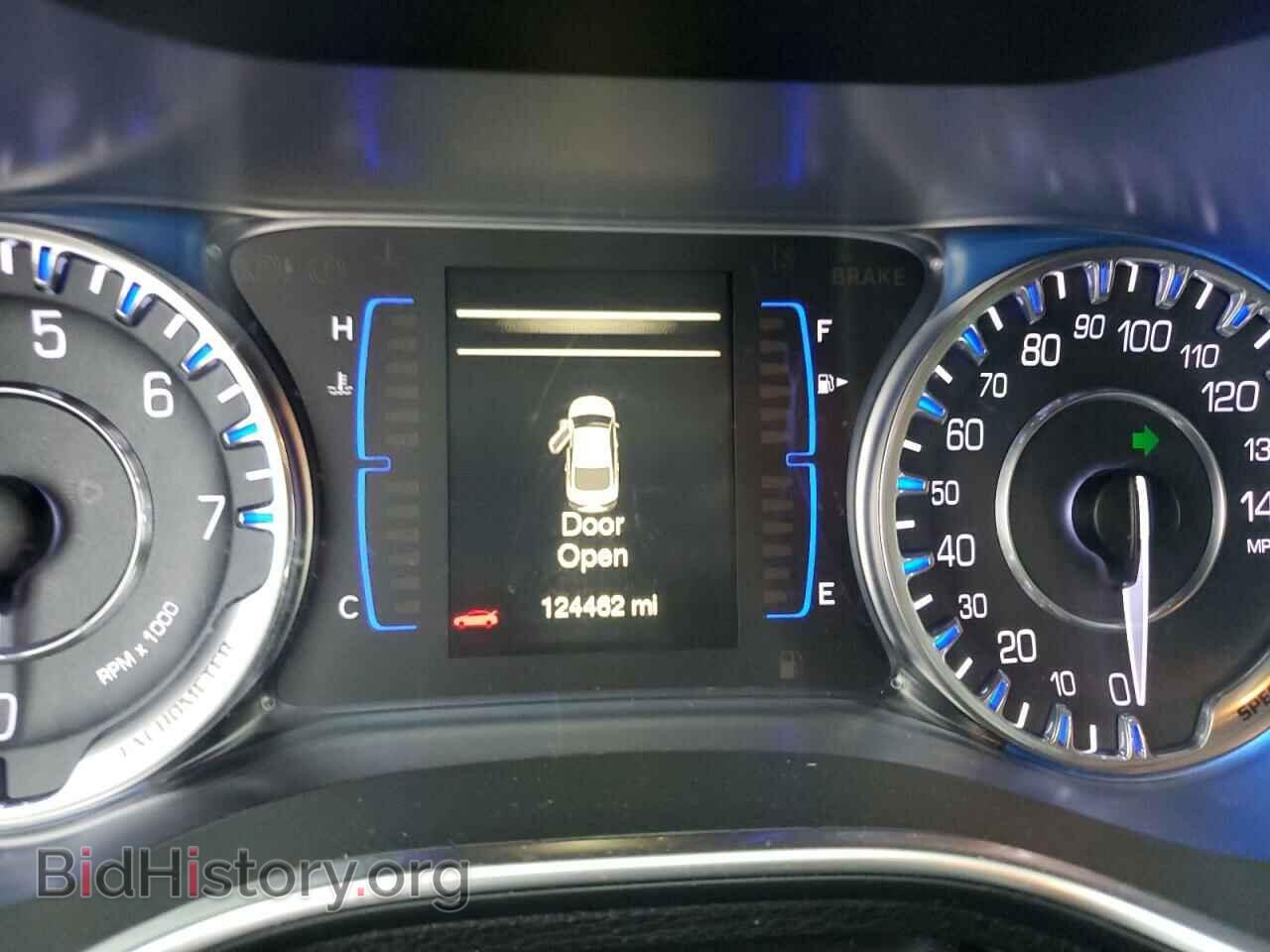 2016 CHRYSLER 200 - VIN: 1C3CCCAB7GN101933 - Photo 9