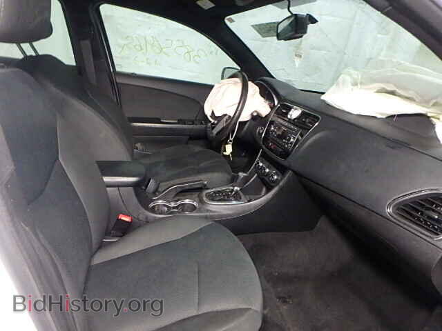 2012 CHRYSLER 200 - VIN: 1C3CCBBB0CN180350 - Фото 5