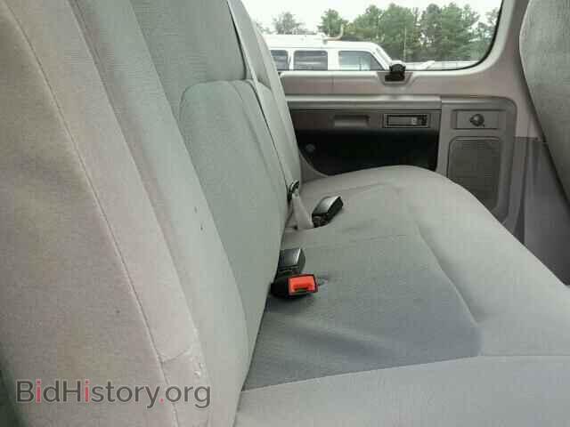 2010 FORD ECONOLINE - VIN: 1FBSS3BL6ADA71889 - Photo 6