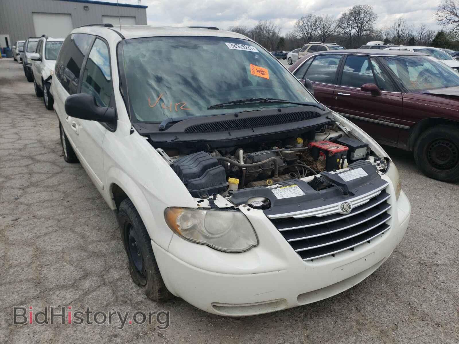 Photo 1A4GP44R56B613278 - CHRYSLER MINIVAN 2006