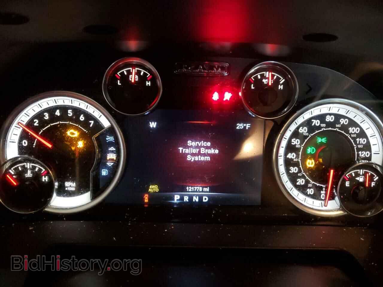 2017 RAM 1500 - VIN: 3C6RR7LT0HG633091 - Фото 9
