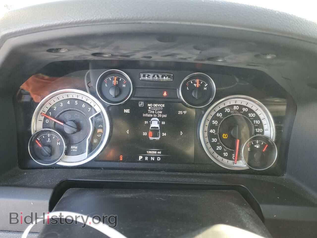 2016 RAM 1500 - VIN: 3C6RR7LT0GG270676 - Фото 9