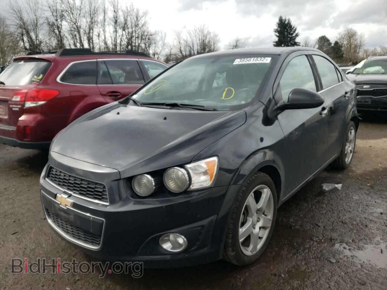 2014 CHEVROLET SONIC - VIN: 1G1JE5SB4E4229503 - Фото 2