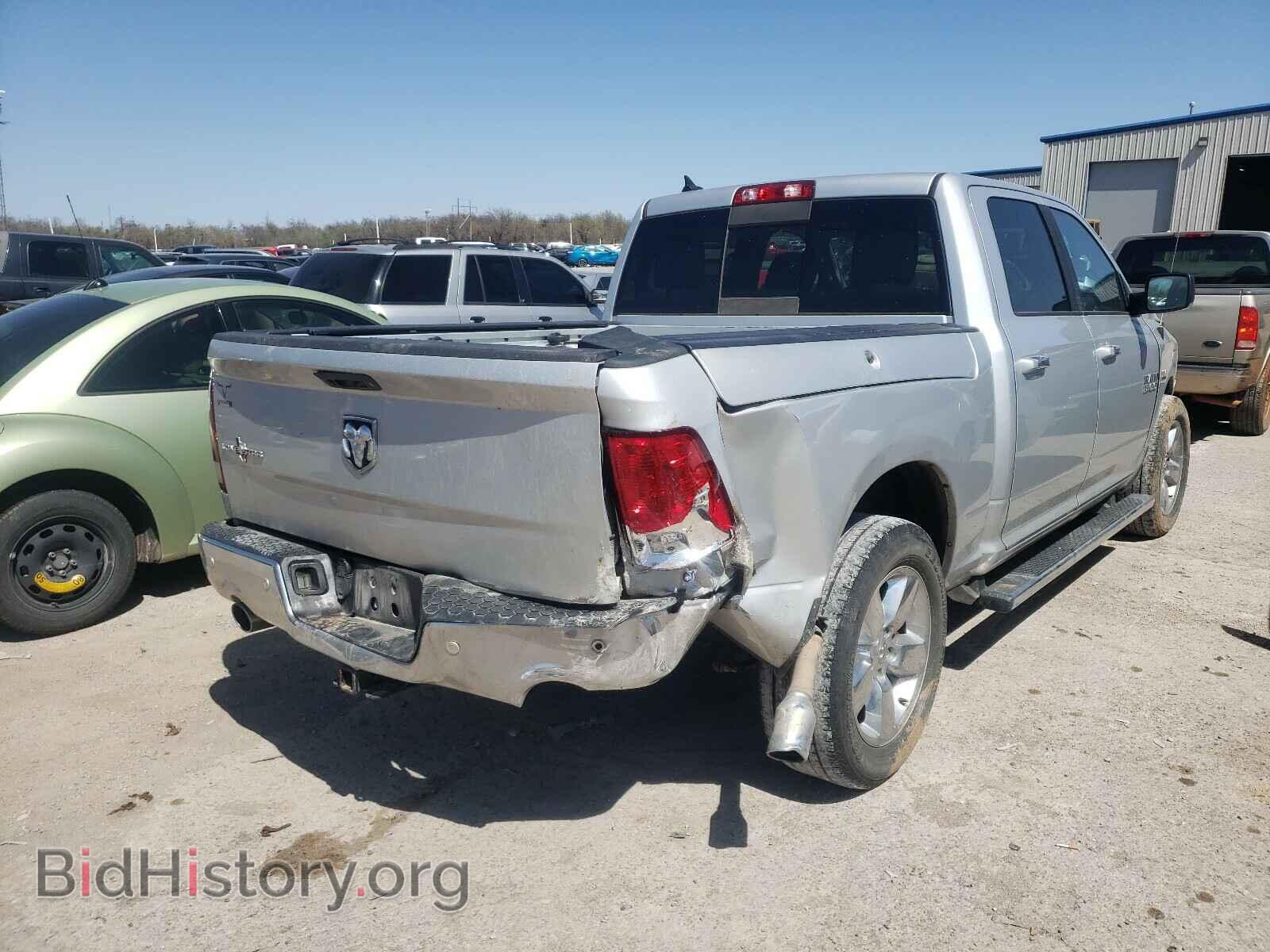 2017 RAM 1500 - VIN: 1C6RR6LT3HS613839 - Photo 4