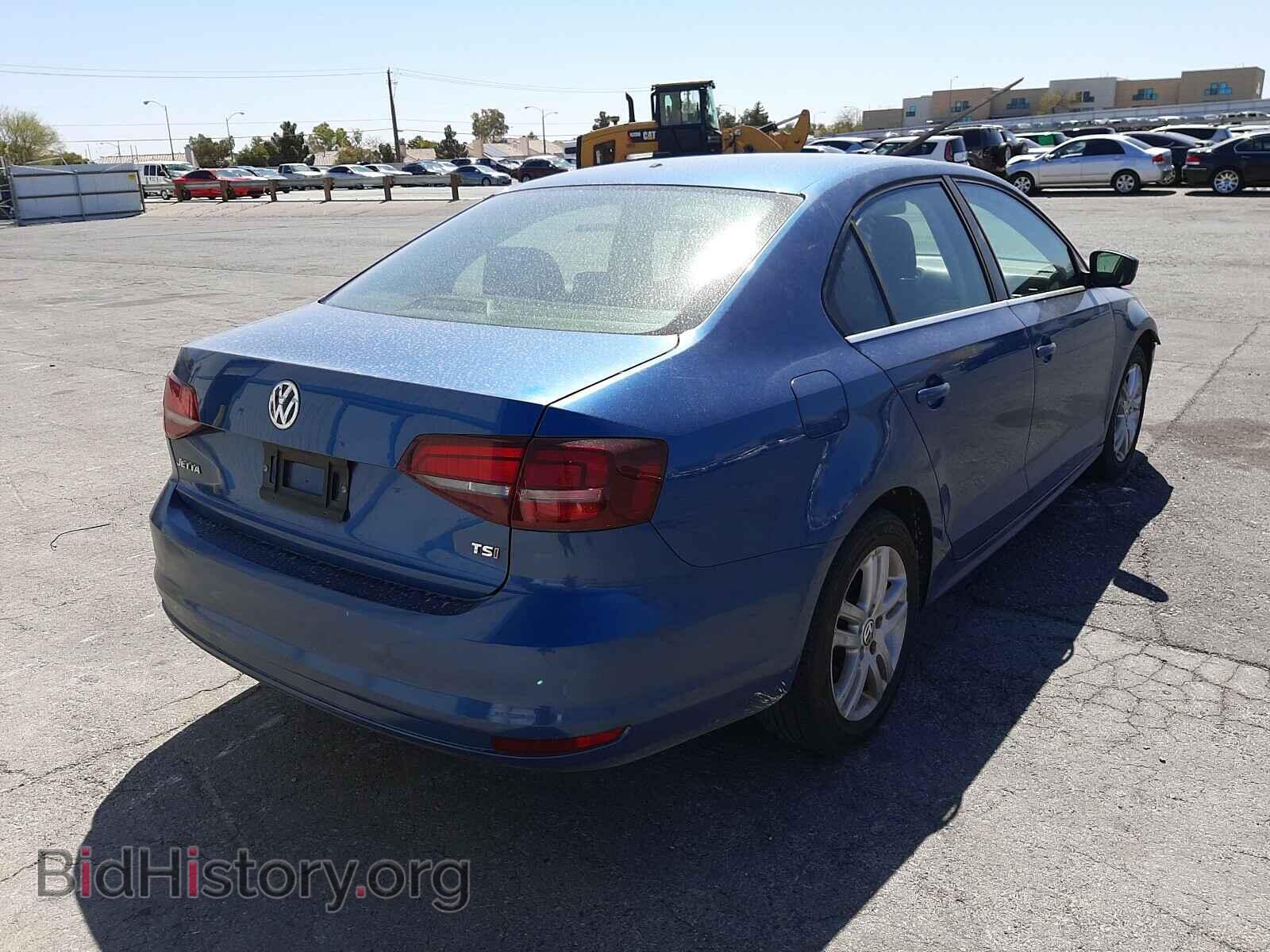2017 VOLKSWAGEN JETTA - VIN: 3VW2B7AJ1HM317603 - Фото 4