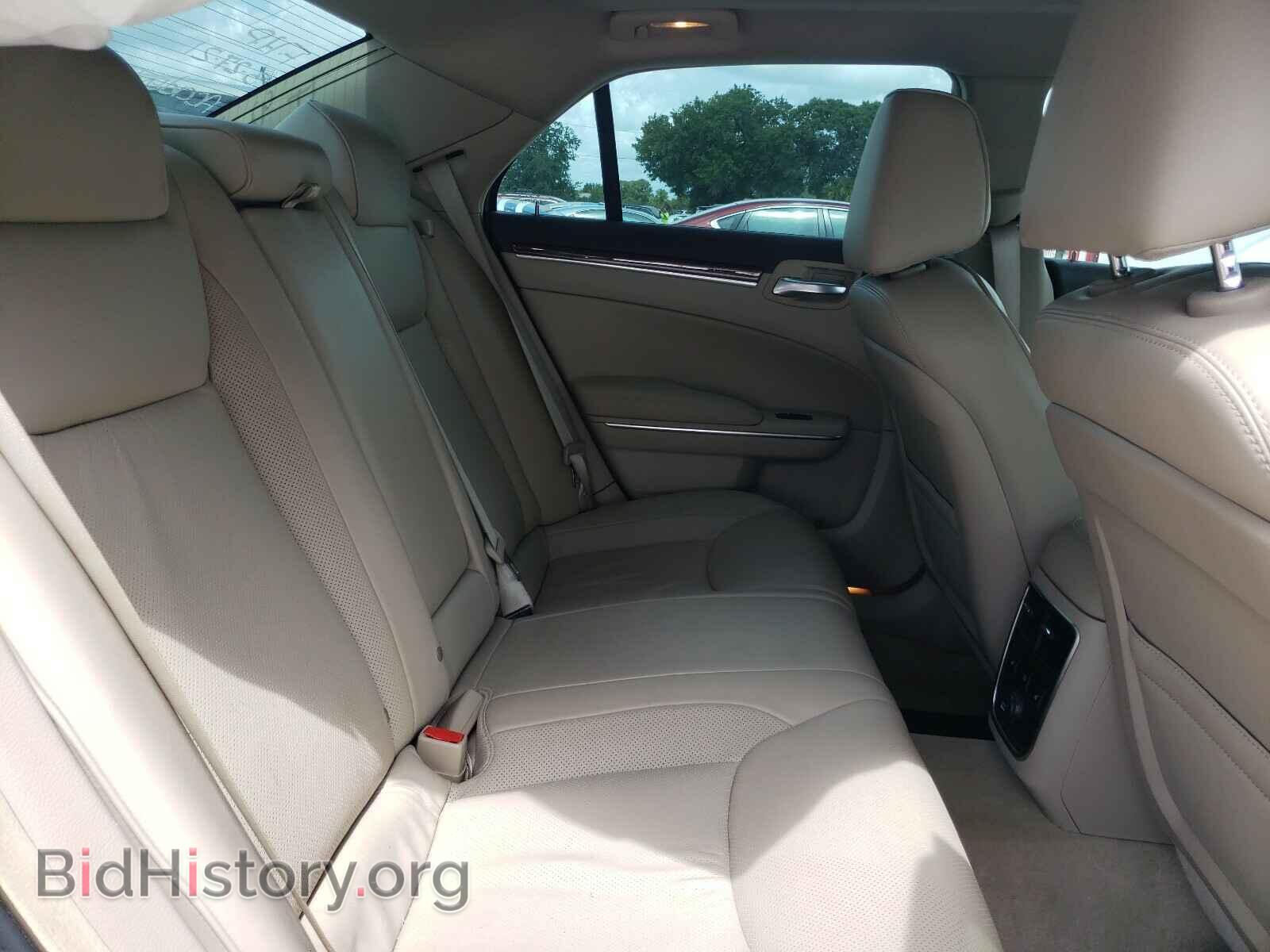 2011 CHRYSLER 300 - VIN: 2C3CA6CT1BH514736 - Фото 6