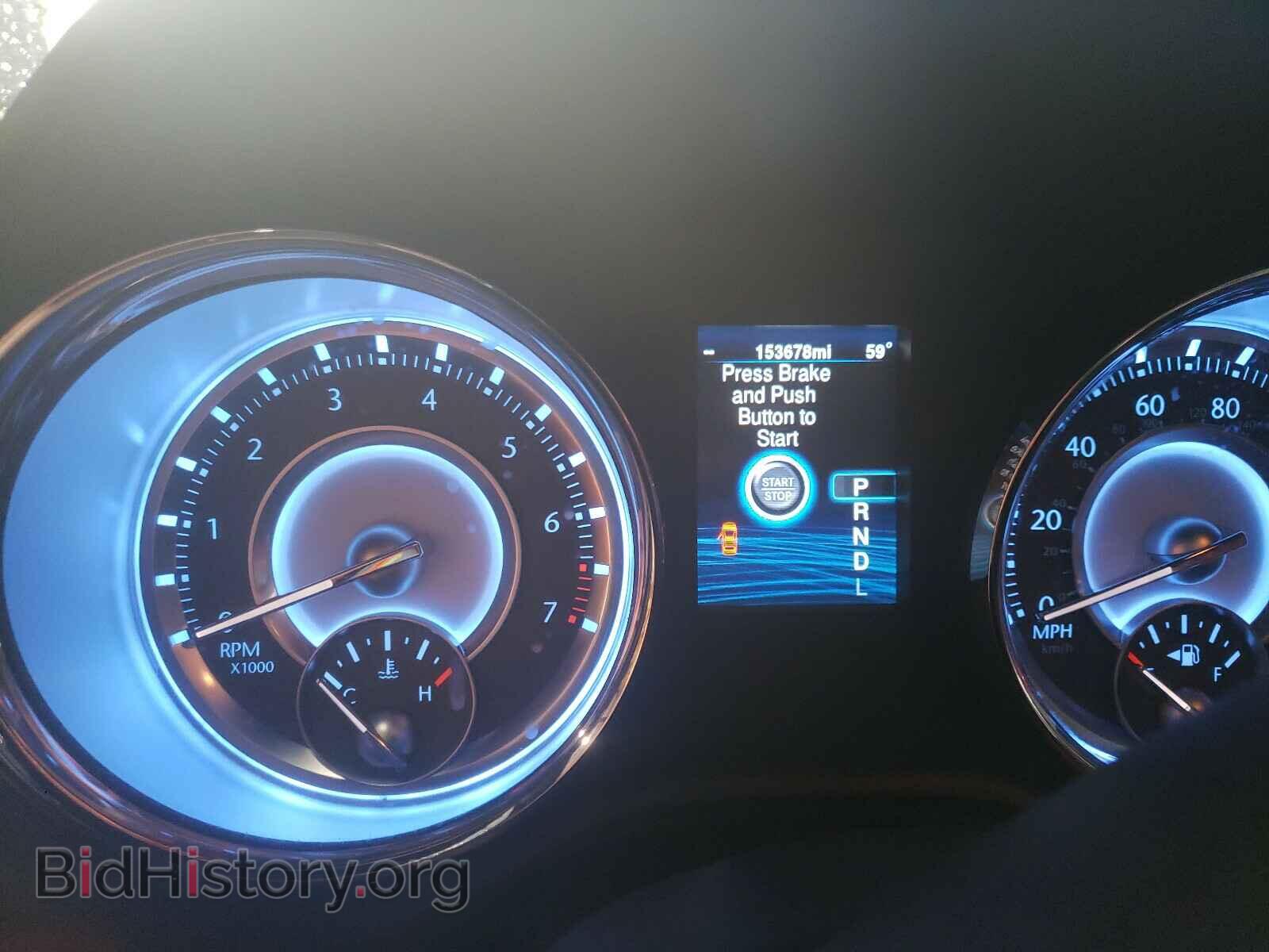 2013 CHRYSLER 300 - VIN: 2C3CCAAG8DH672383 - Фото 8