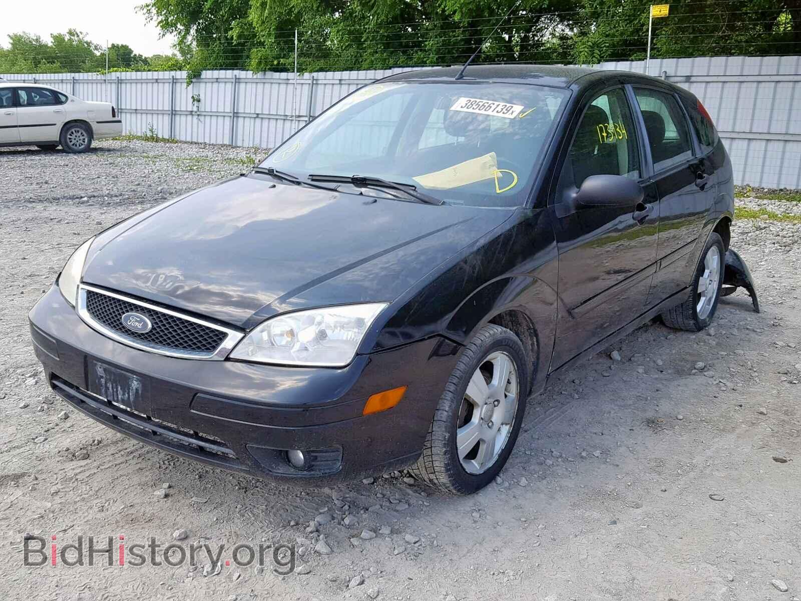 2007 FORD FOCUS - VIN: 1FAFP37N97W273640 - Фото 2