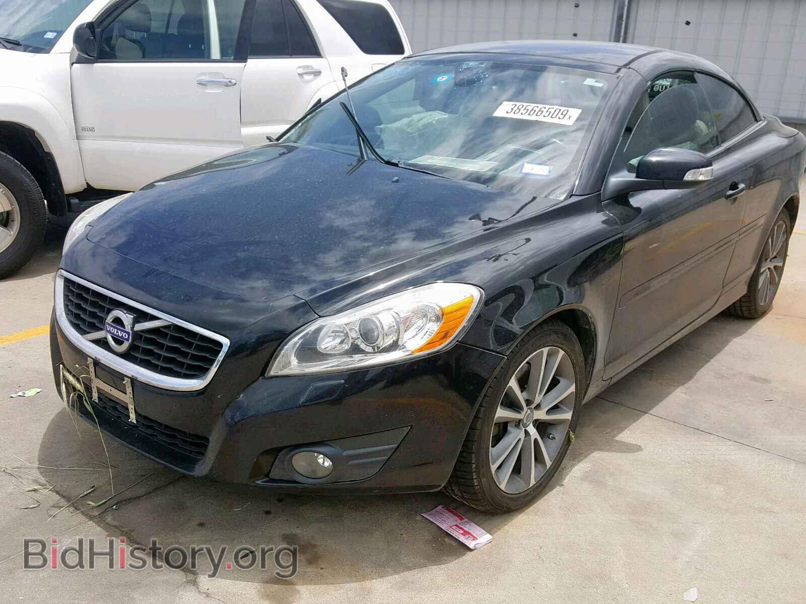 2012 VOLVO C70 - VIN: YV1672MC0CJ131198 - Фото 2