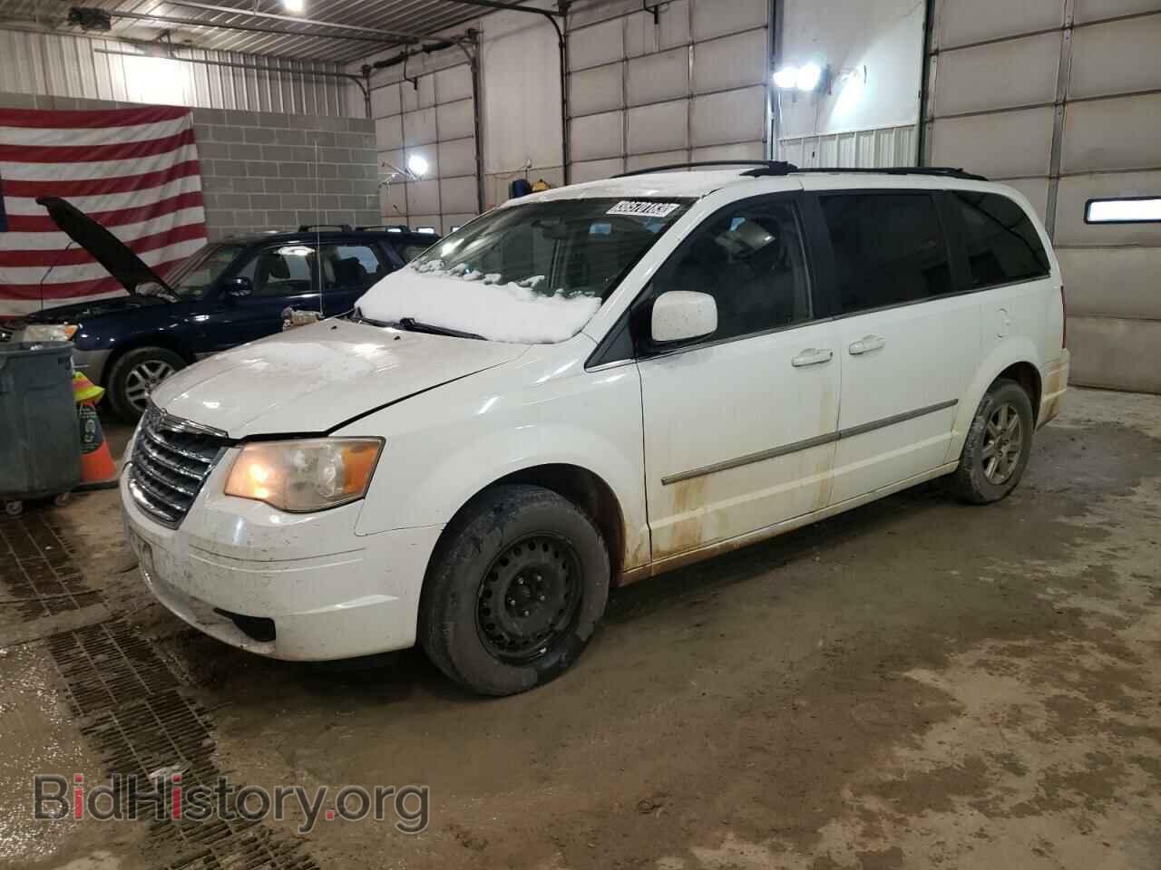 Photo 2A4RR5D17AR432552 - CHRYSLER MINIVAN 2010