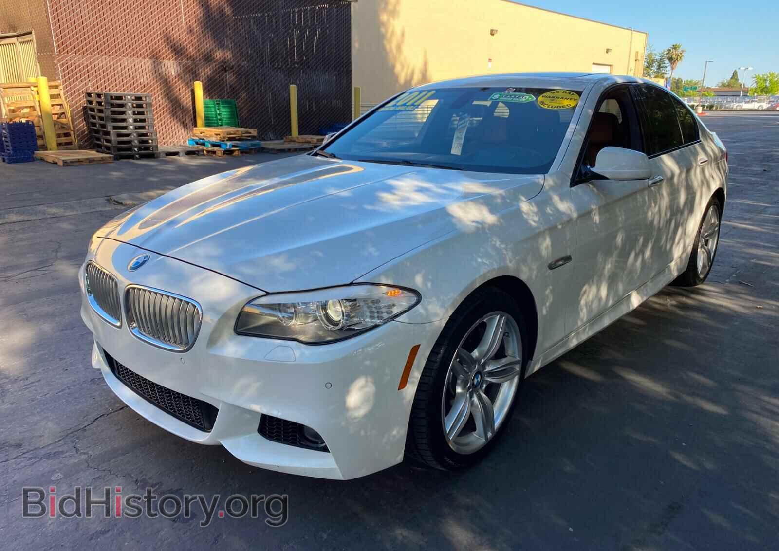 2011 BMW 5 SERIES - VIN: WBAFR9C59BDE81521 - Фото 2