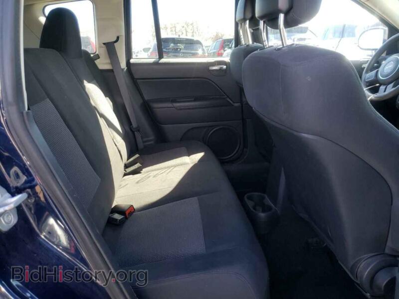 2012 Jeep COMPASS (VIN 1C4NJDBB0CD705533) — фото 6 из 10