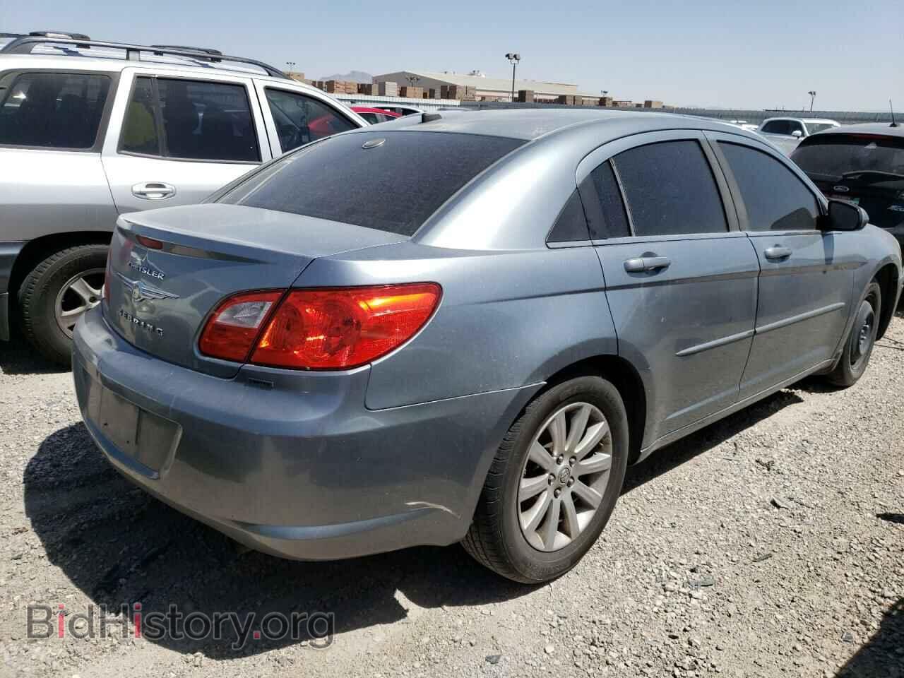 2010 CHRYSLER SEBRING - VIN: 1C3CC5FD9AN157174 - Фото 3