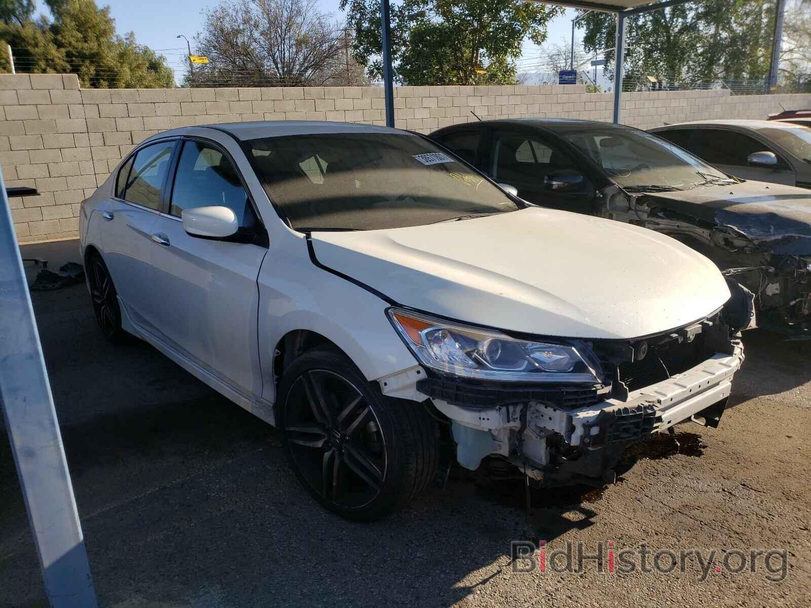 Photo 1HGCR2F57HA284168 - HONDA ACCORD 2017