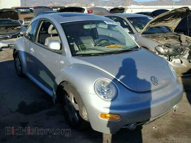 Photo 3VWCD21C7YM441037 - VOLKSWAGEN BEETLE 2000