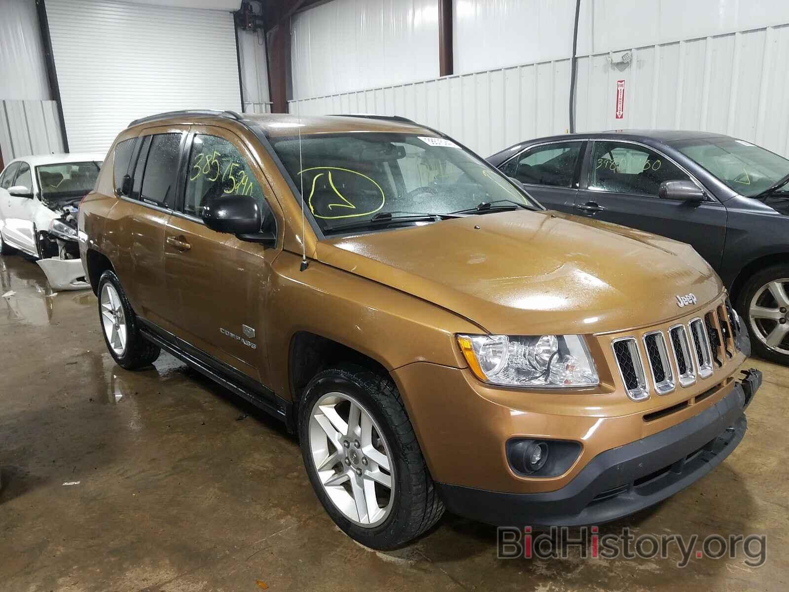 Фотография 1J4NF5FB9BD182216 - JEEP COMPASS 2011