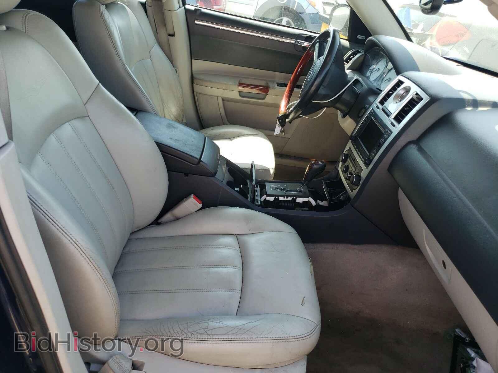 2006 CHRYSLER 300 - VIN: 2C3LA63H36H282643 - Фото 5