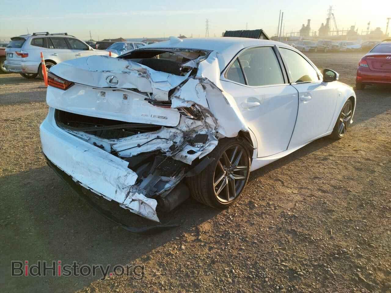 2014 LEXUS IS - VIN: JTHCF1D28E5000818 - Фото 4