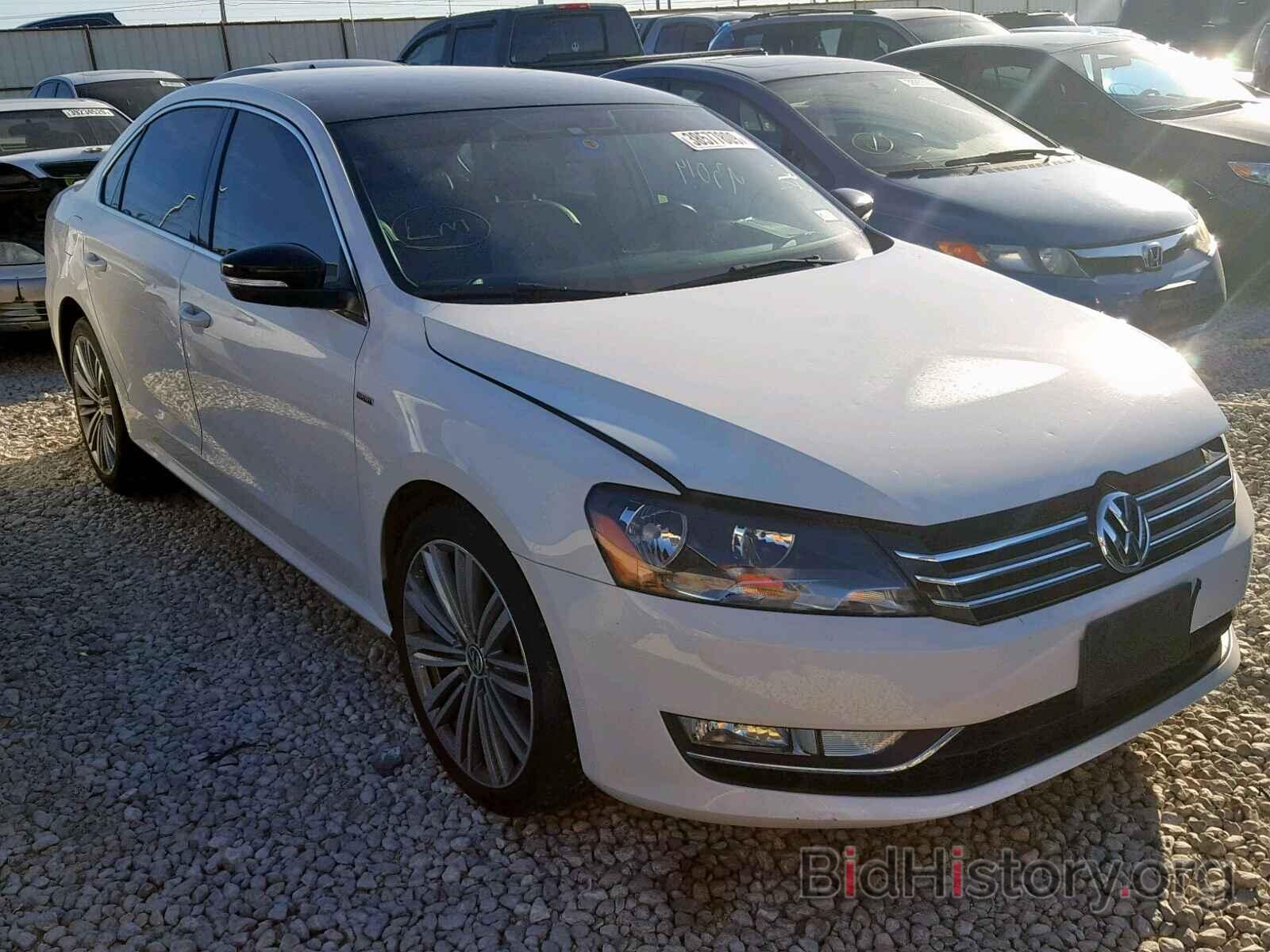 Photo 1VWBS7A30FC086905 - VOLKSWAGEN PASSAT 2015