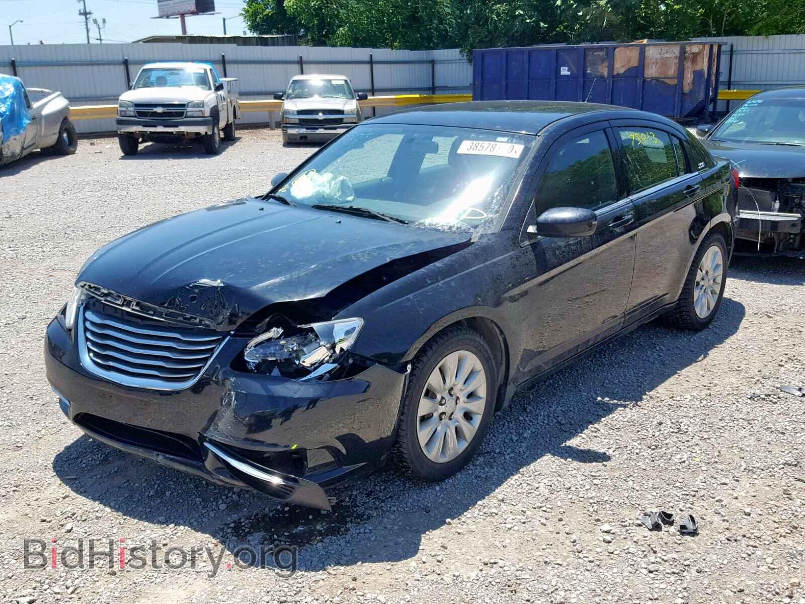 2014 CHRYSLER 200 - VIN: 1C3CCBAB5EN207563 - Фото 2